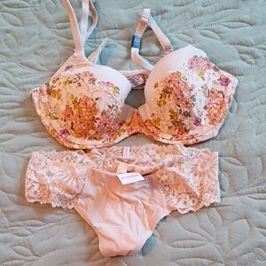 Victoria's Secret Floral Lace Bra and Panty Set - Cream and Pink